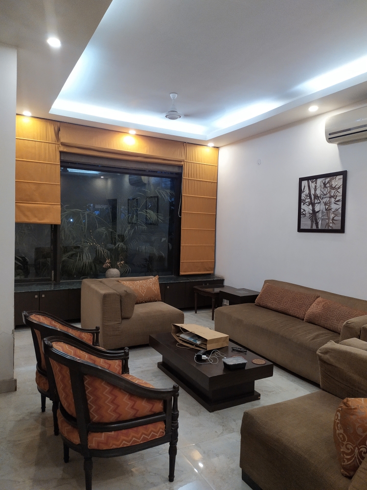 Rental 3 Bedroom 250 Sq.Yd. Builder Floor in Sukhdev Vihar PocketA RWA