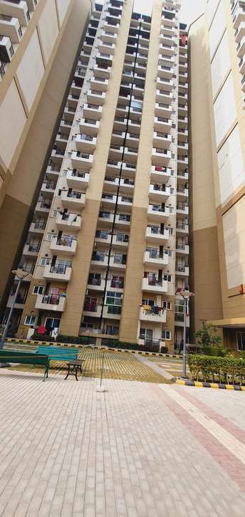 2 BHK Apartment For Resale in Nimbus Express Park View - II Gn Sector Chi V Greater Noida  6077973