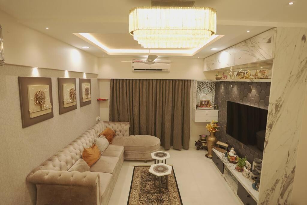 2 BHK + Servant Room,Study Room Apartment For Sale in Orchid Tower