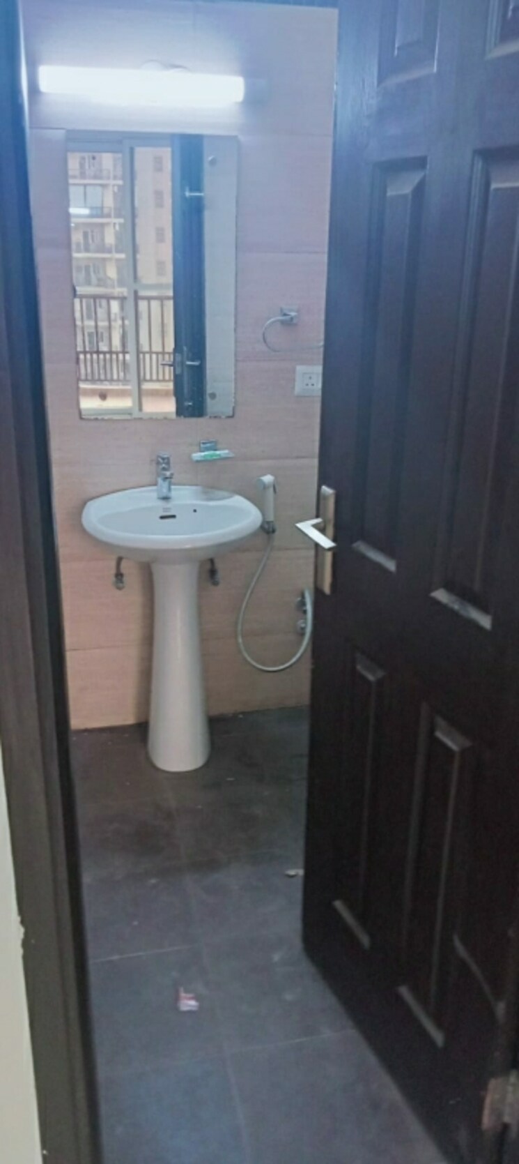 Bathroom, dasnac-the-jewel 3 Bedroom 1660 Sq.Ft. Apartment In Sector 75 Noida 6083451