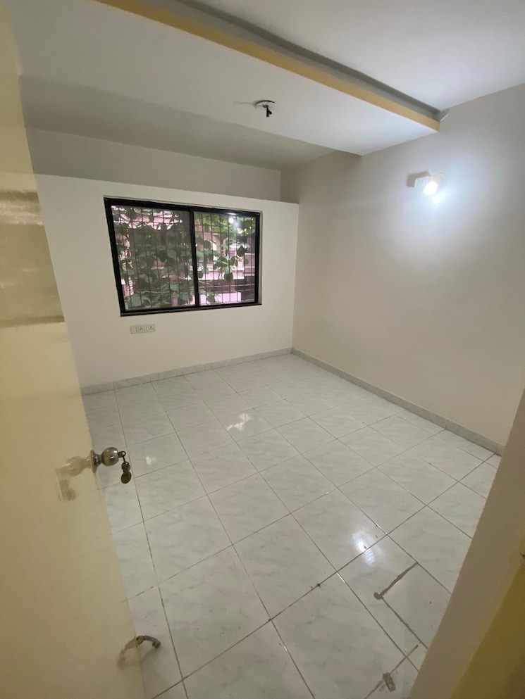 Master Bedroom, goel-ganga-hill-mist-garden 2 Bedroom 900 Sq.Ft. Apartment In Kondhwa Pune 6087642