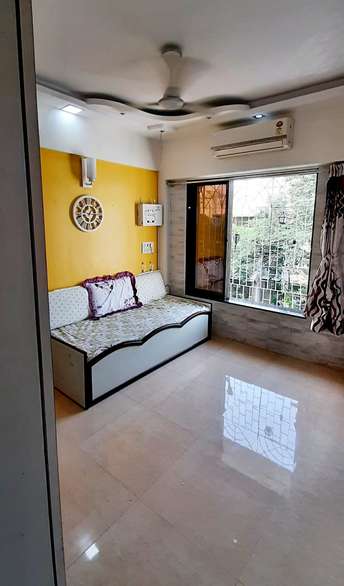 1 BHK Apartment For Rent in Neelkamal CHS Andheri Andheri West Mumbai 6092944
