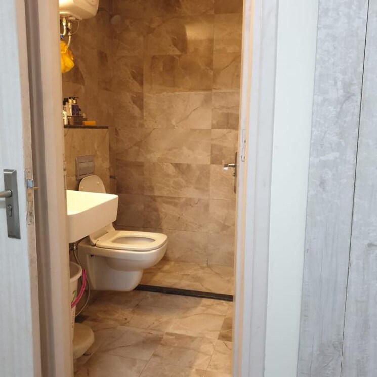 Bathroom, bptp-astaire-gardens 3 Bedroom 1550 Sq.Ft. Apartment In Sector 70a Gurgaon 6094180