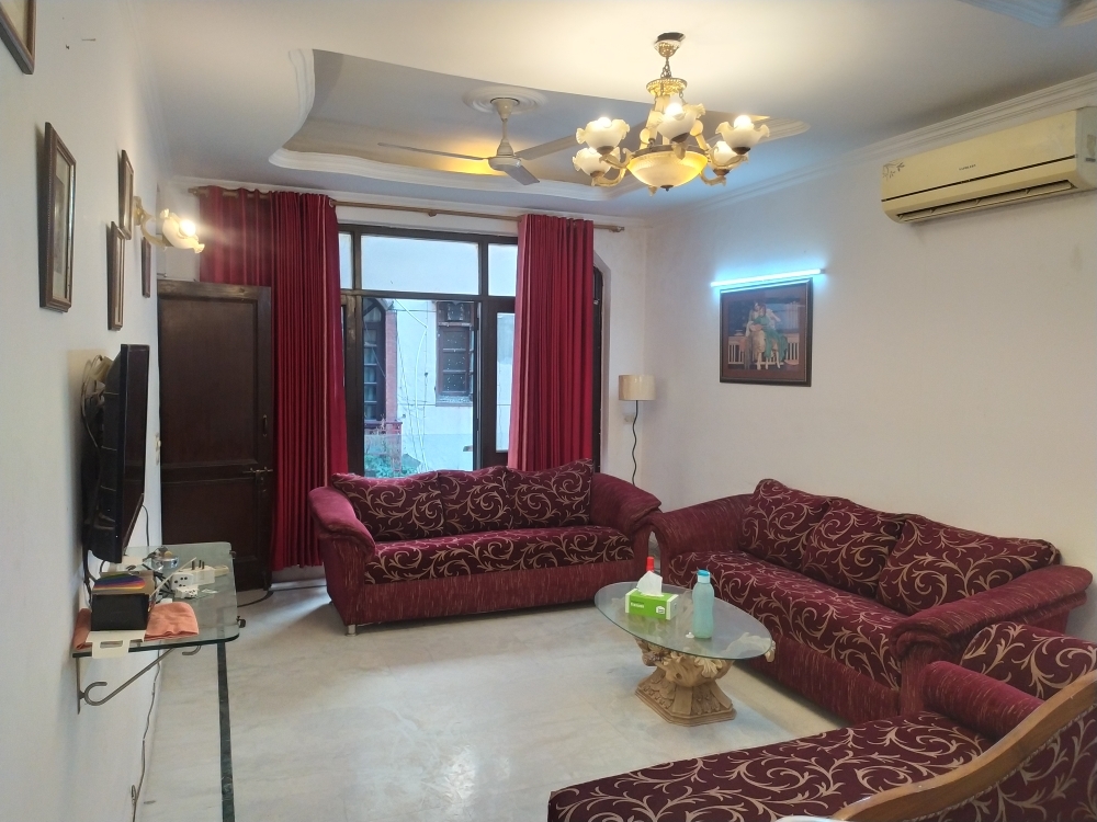 Rental 3 Bedroom 2600 Sq.Ft. Builder Floor in Sukhdev Vihar PocketA