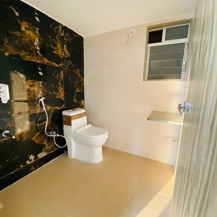 Attached Bathroom, la-grandeur 1 Bedroom 331 Sq.Ft. Apartment In Dombivli East Thane 6102210