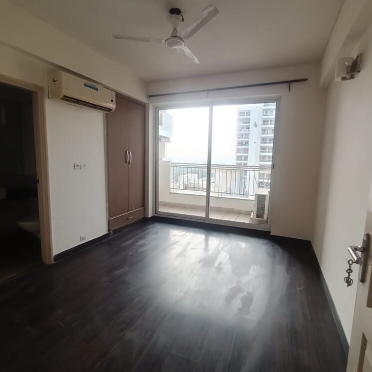 Room, bestech-park-view-spa-next 3 Bedroom 1935 Sq.Ft. Apartment In Sector 67 Gurgaon 6105170