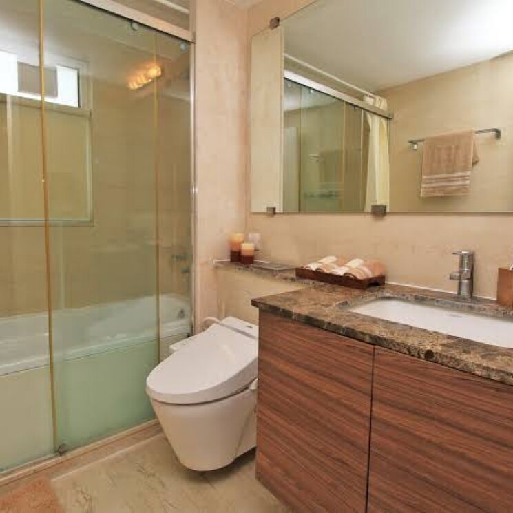 Bathroom, dlf-park-place 3 Bedroom 1975 Sq.Ft. Apartment In Sector 54 Gurgaon 6109872