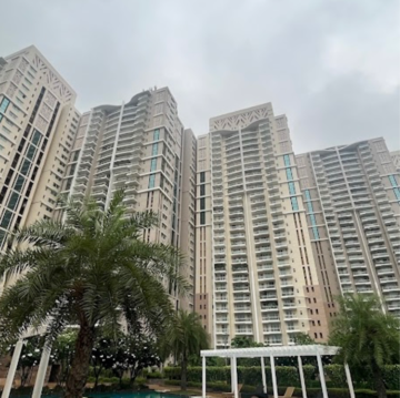 3 BHK Apartment – Exterior View View at DLF Park Place, Sector 54 - for Rent