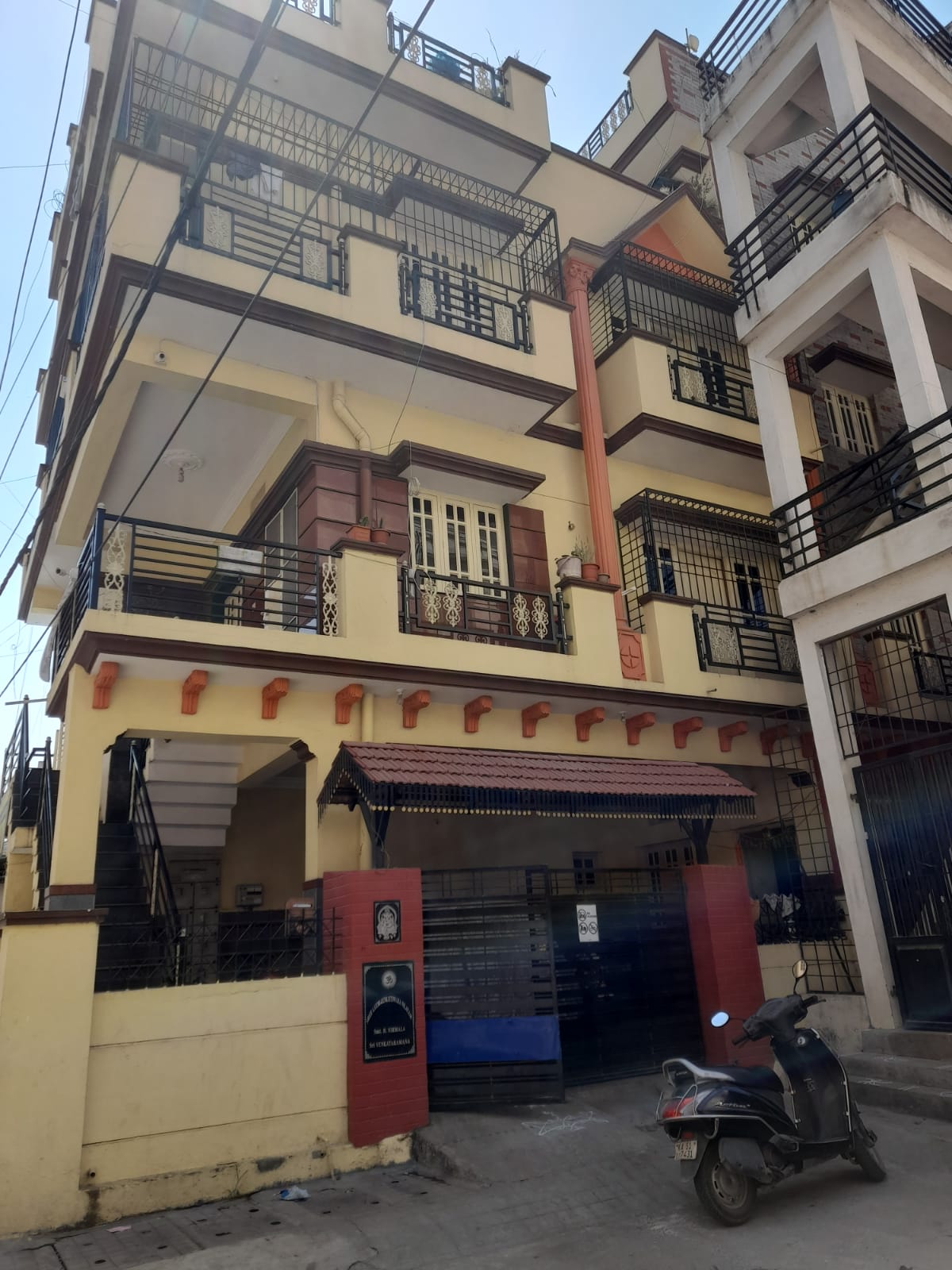 Rental 2 Bedroom 1200 Sq.Ft. Apartment in GR Queens Amber, Bannerghatta