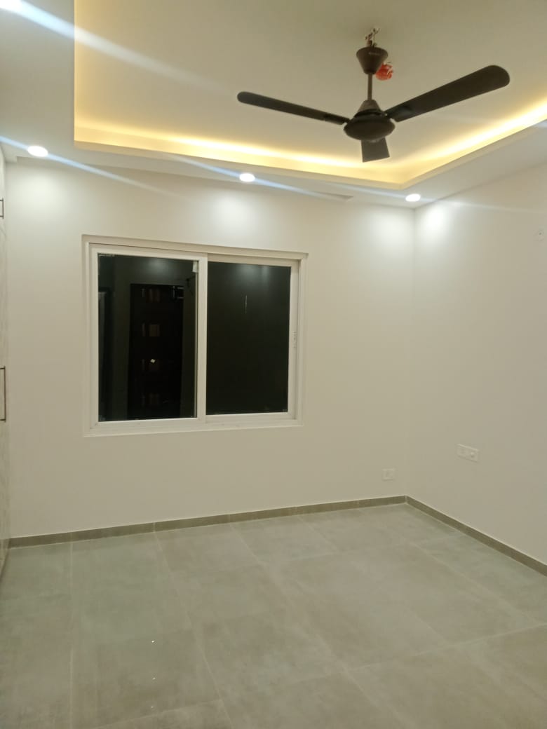 Rental 2 Bedroom 80 Sq.Mt. Independent House in Gn Sector Alpha 1