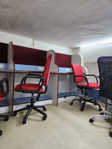 Team Area in  Office Space at Old Sonal Industrial Estate, Malad West – for Rent