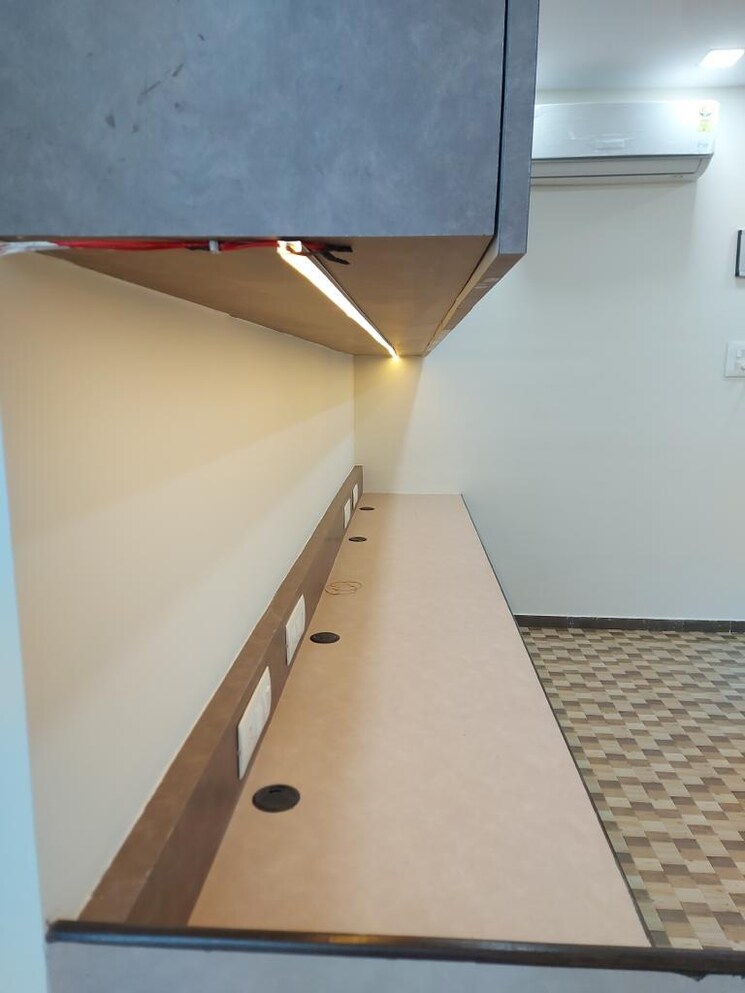 undefined, solitaire-1 Commercial Office Space 320 Sq.Ft. In Malad West Mumbai 6114286