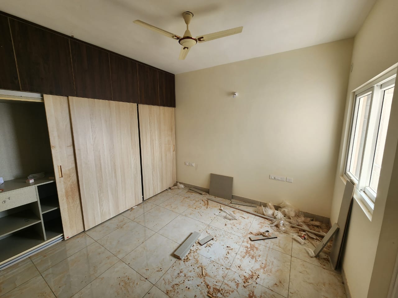 Rental 3 Bedroom 1590 Sq.Ft. Apartment in Sobha Forest View