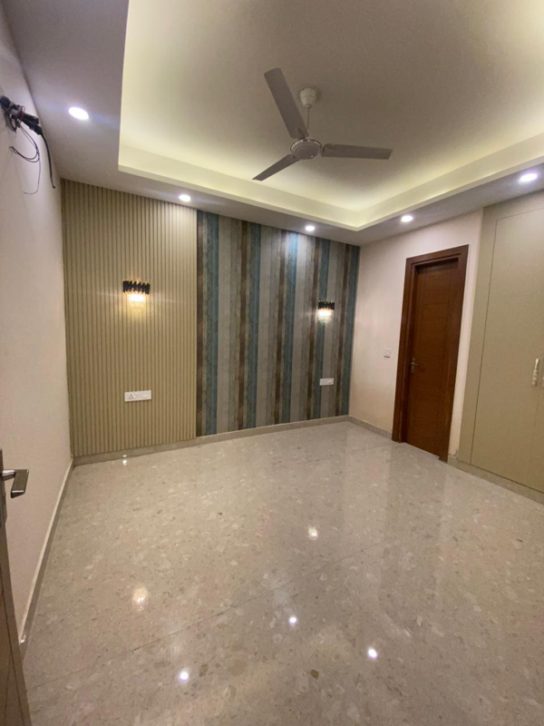 3 Bedroom 210 Sq.Yd. Builder Floor in Mayfield Garden Gurgaon