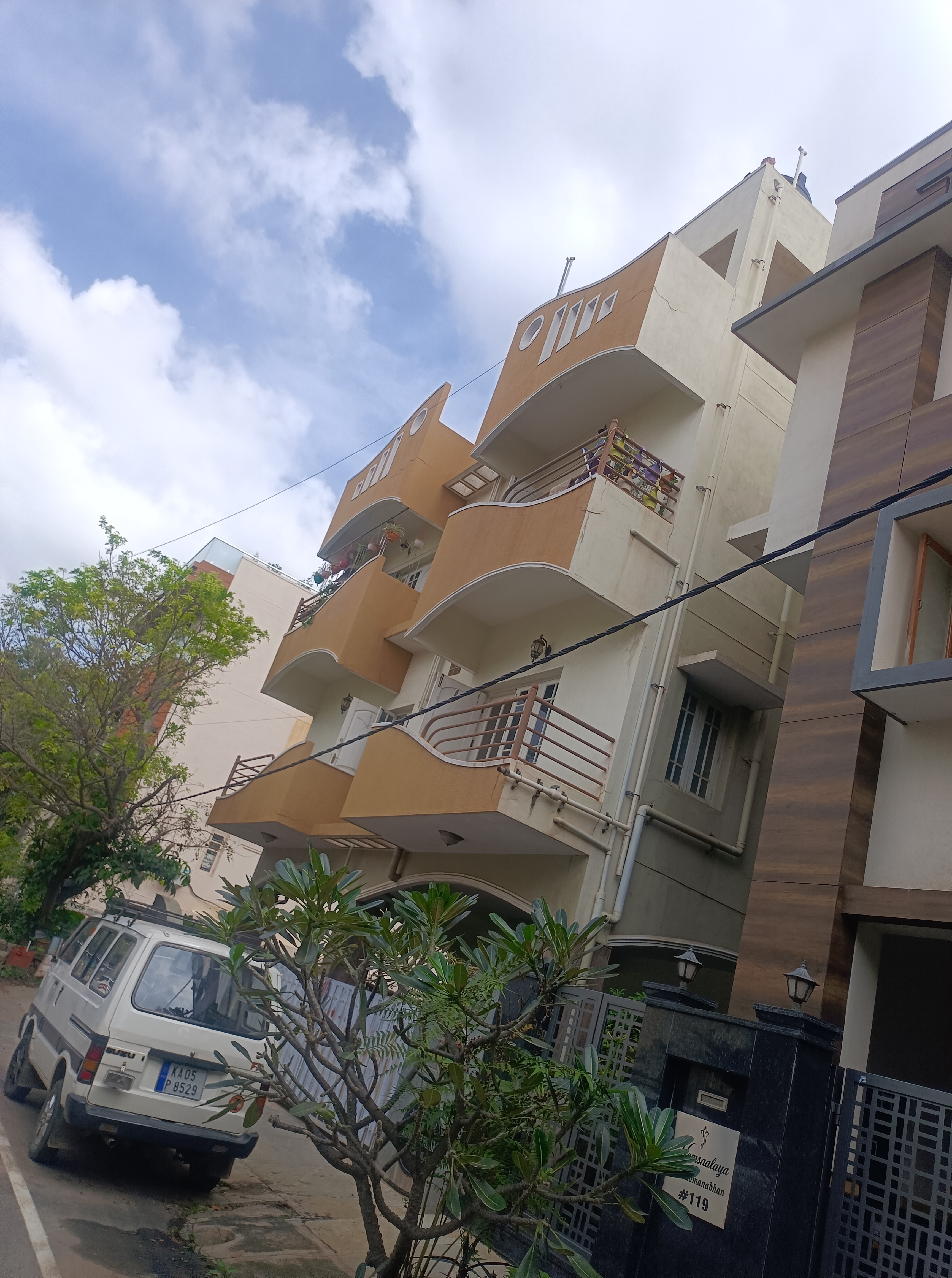 Resale 3 Bedroom 2400 Sq.Ft. Independent House in Uttarahalli Bangalore