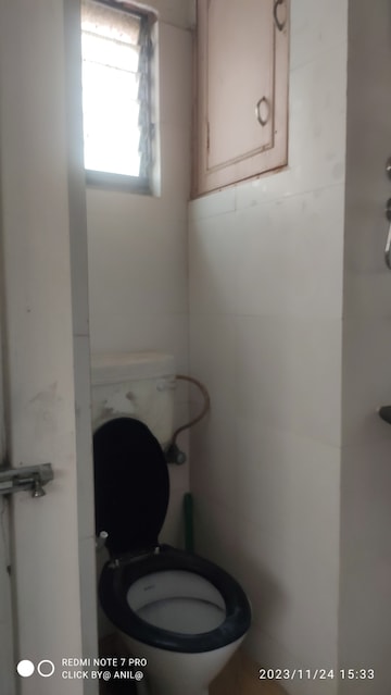 Bathroom in 3 BHK Apartment at Genexx Valley, Diamond Harbour Road – for Sale