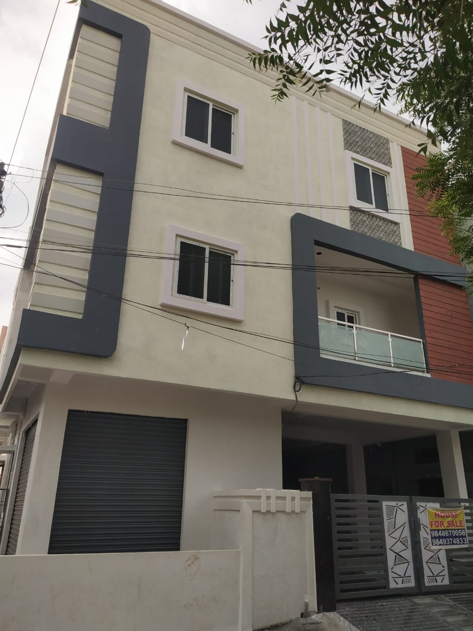 Resale 4 Bedroom 183 Sq.Yd. Independent House in Boduppal Hyderabad