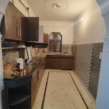 Kitchen in 1 BHK Builder Floor at Dwarka Mor – for Rent