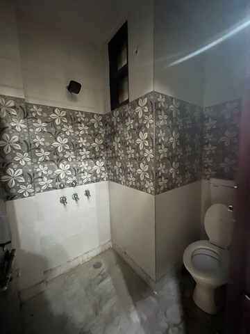 Bathroom in 1 BHK Builder Floor at Dwarka Mor – for Rent