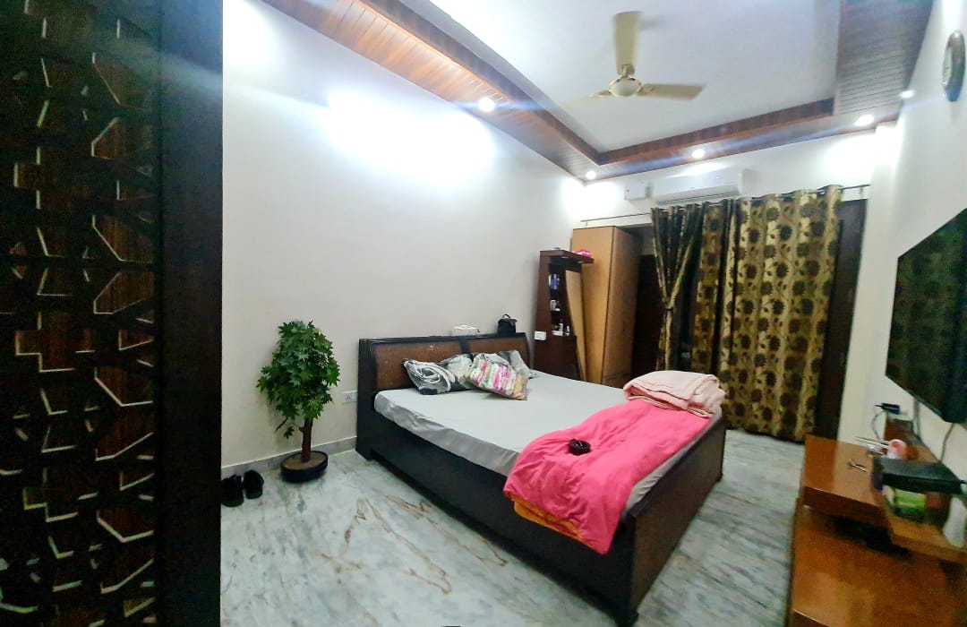 Rental 3 Bedroom 1800 Sq.Ft. Apartment in Vip Road Zirakpur 6127981