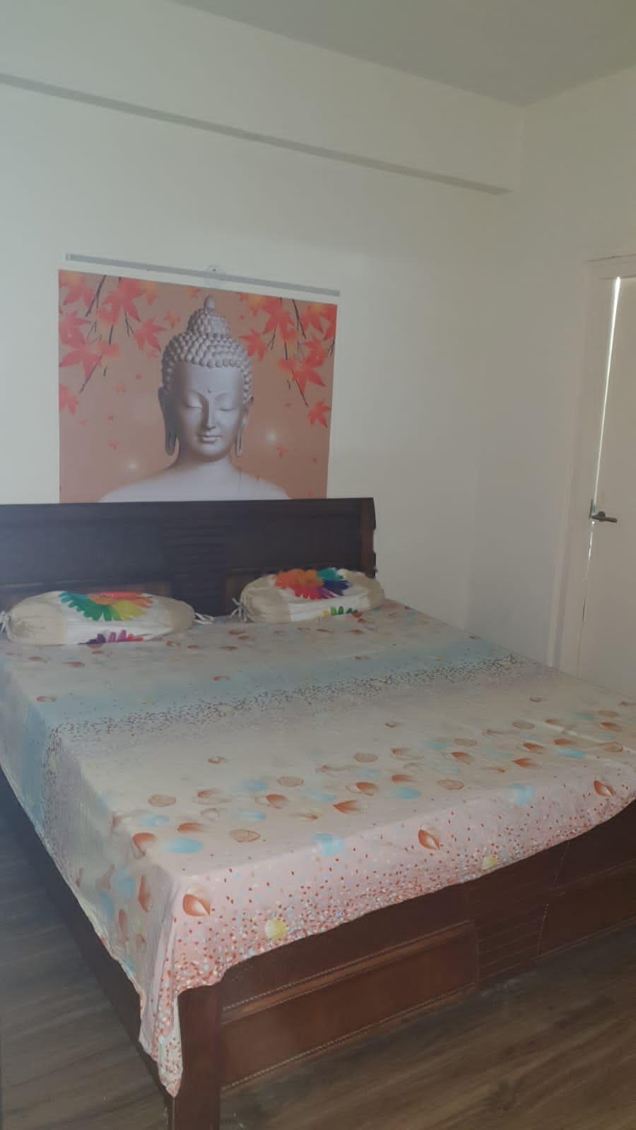 Rental 3 Bedroom 1087 Sq.Ft. Apartment in Emaar Palm Hills, Sector 77 Gurgaon 6129389