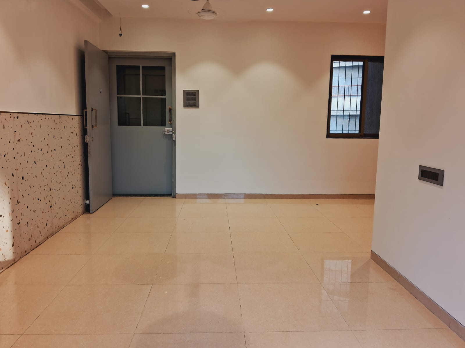 2 BHK Apartment For Rent in Kohinoor Apartment Andher
