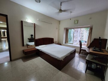 Master Bedroom in 3 BHK Apartment at Claridge Apartment, Andheri West – for Sale