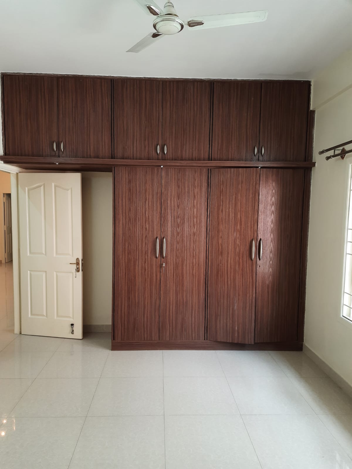 Rental 2 Bedroom 1350 Sq.Ft. Apartment in Cox Town Bangalore 6131605