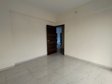 Room in 2 BHK Apartment at Thakurli – for Rent