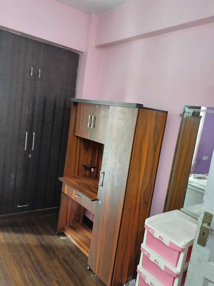 6 Bedroom 119 Sq.Yd. Independent House in Sector 9 Vijay Nagar Ghaziabad