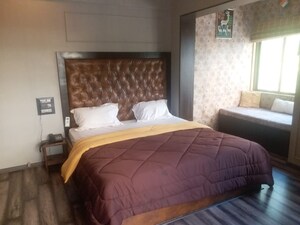 1 BHK Apartment For Rent in Ganga Bhavan, Versova