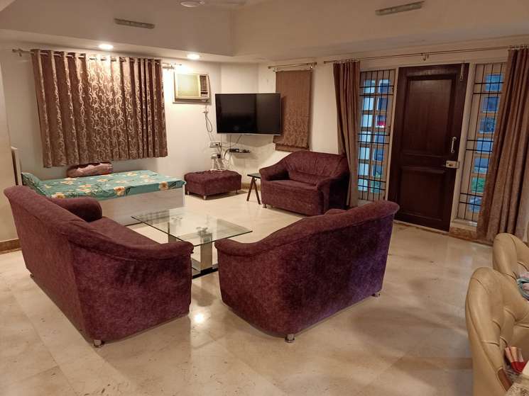 4 Bedroom 3600 Sq.Ft. Villa in Malad East Mumbai