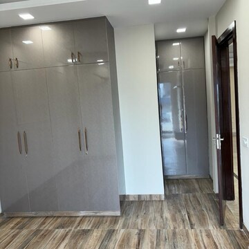 Bedroom in 3 BHK Apartment at Sector 67 – for Rent