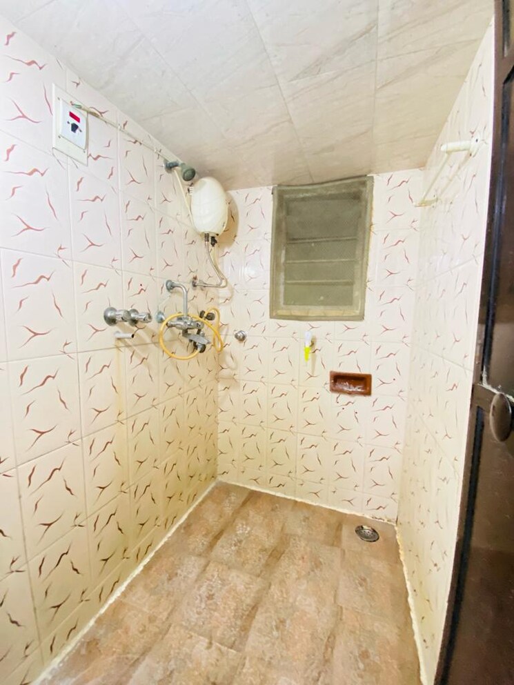 Bathroom, dombivli west 1 Bedroom 600 Sq.Ft. Builder Floor In Dombivli West Thane 6142160