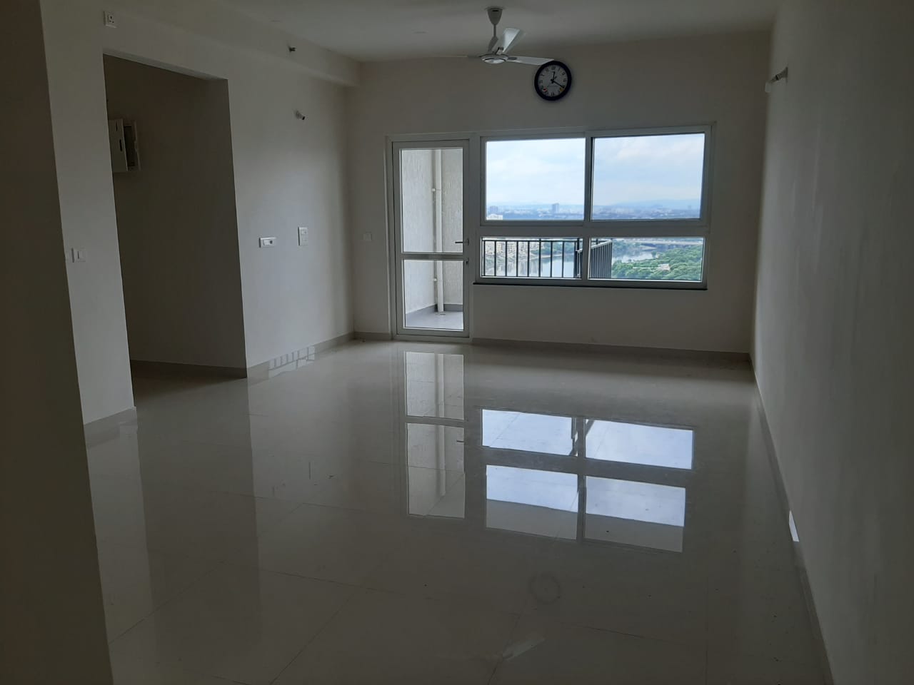 Rental 3 Bedroom 1079 Sq.Ft. Apartment in Godrej Infinity, Keshav Nagar