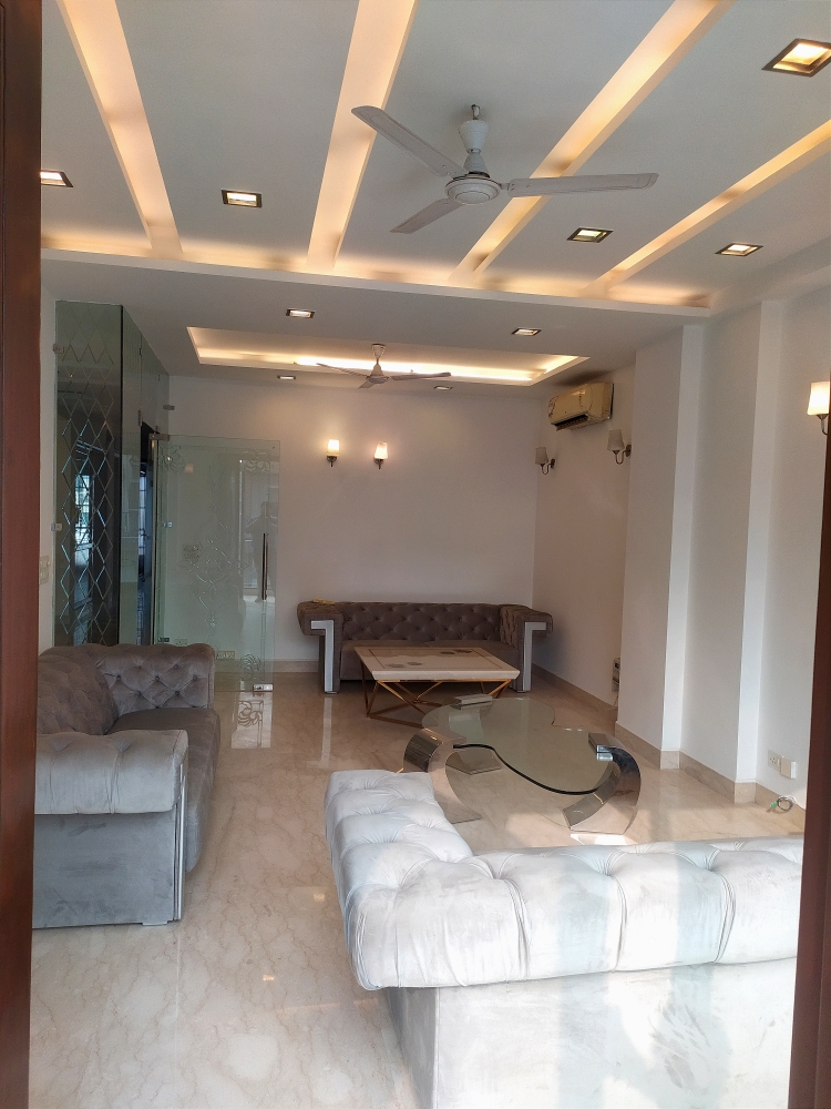 Rental 4 Bedroom 4000 Sq.Ft. Builder Floor in RWA Greater Kailash 1