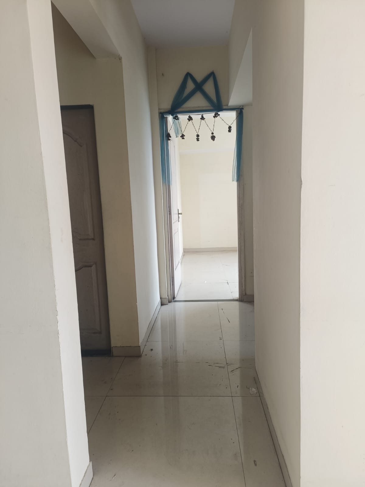 Rental 1 Bedroom 450 Sq.Ft. Apartment in Cosmos Lounge, Manpada Thane