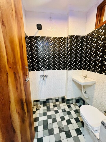 Master Bedroom in 2 BHK Builder Floor at Dwarka Mor – for Sale