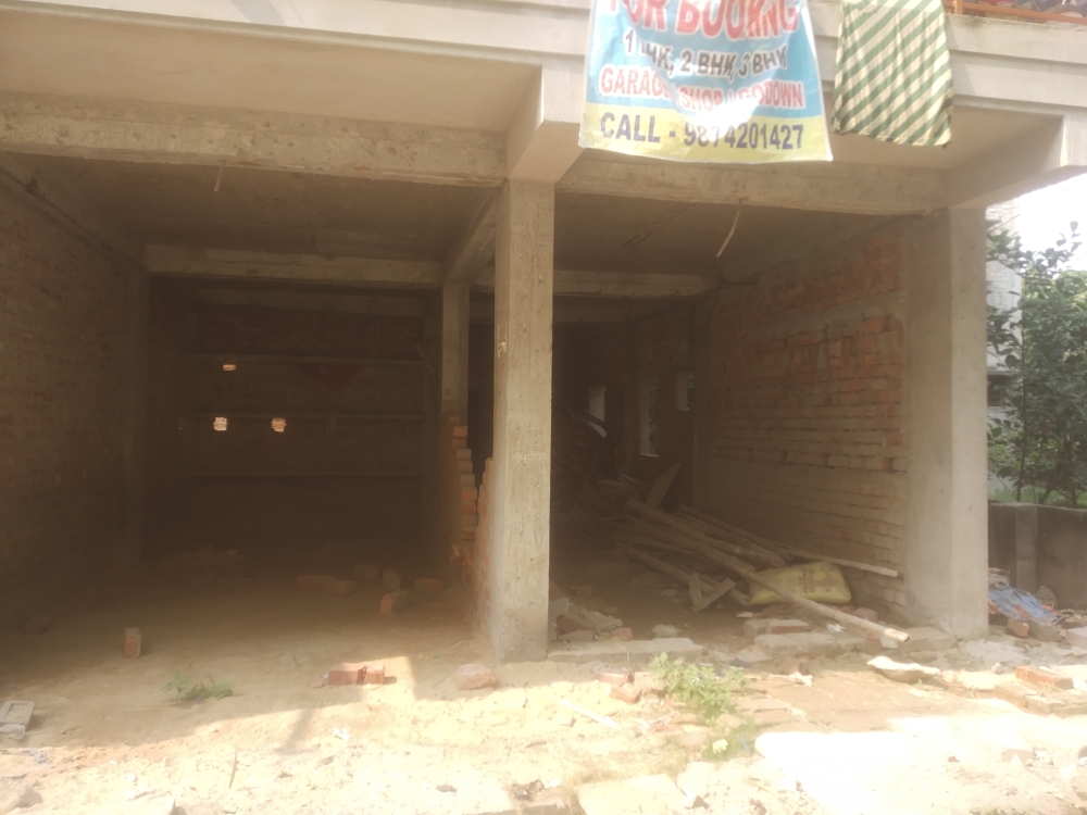 Resale Commercial Showroom 1000 Sq.Ft. in Konnagar Kolkata 6144018