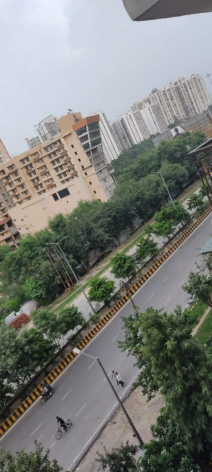 Rental 3 Bedroom 1550 Sq.Ft. Apartment in Gardenia Golf City, Sector 75