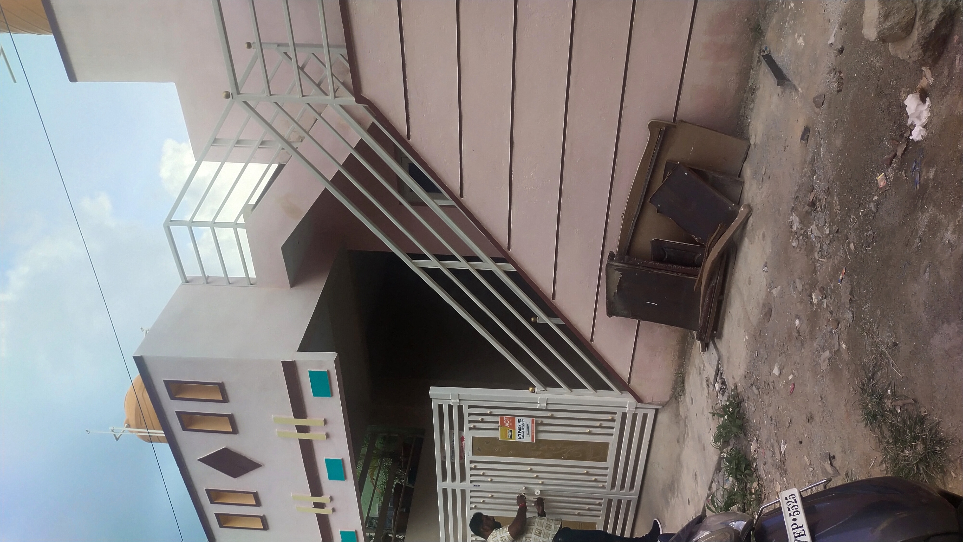 Resale 2 Bedroom 800 Sq.Ft. Independent House in Kr Puram Bangalore