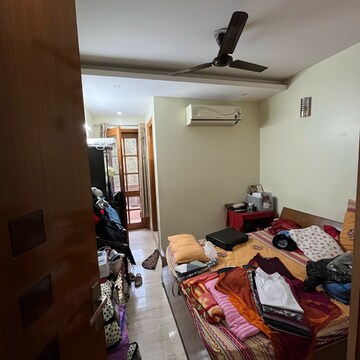 Bedroom in 3 BHK Builder Floor at Janakpuri – for Rent