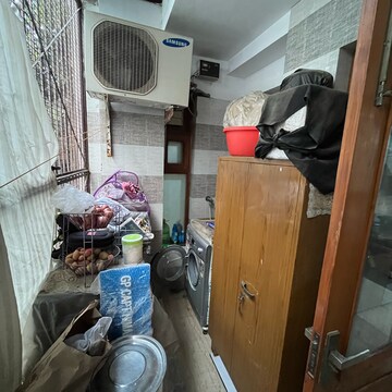 Living Room in 3 BHK Builder Floor at Janakpuri – for Rent