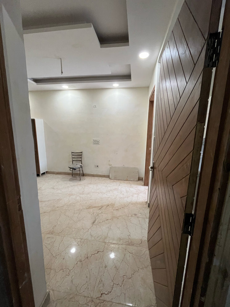 3 Bedroom 170 Sq.Yd. Builder Floor in Bptp Faridabad
