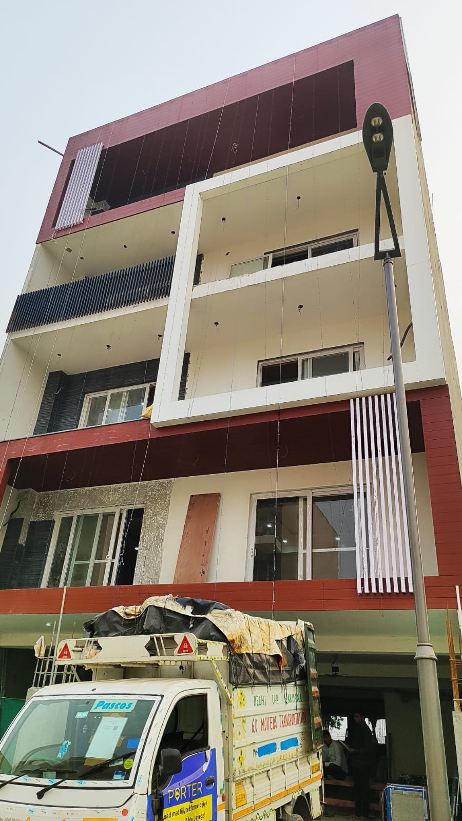 4 BHK + Pooja Room,Servant Room Builder Floor For Sale in Puri Laxuary Builder Floo