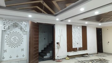 Building Lobby in 4 BHK Builder Floor at Sector 85 – for Sale