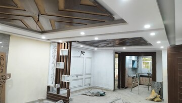 Building Lobby in 4 BHK Builder Floor at Sector 85 – for Sale