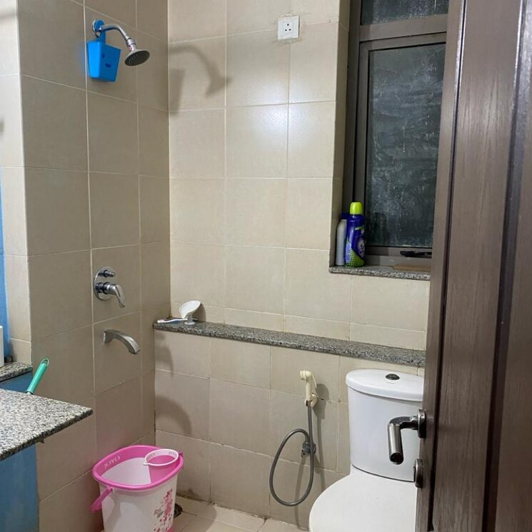 Bathroom, unitech-uniworld-gardens-2 2 Bedroom 973 Sq.Ft. Apartment In Sector 47 Gurgaon 6148929