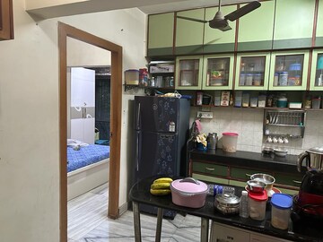 Master Bedroom in 1 BHK Apartment at Andheri West – for Rent