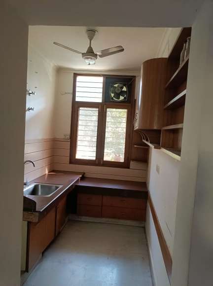 3 Bedroom 66 Sq.Yd. Independent House in Palam Vihar Gurgaon